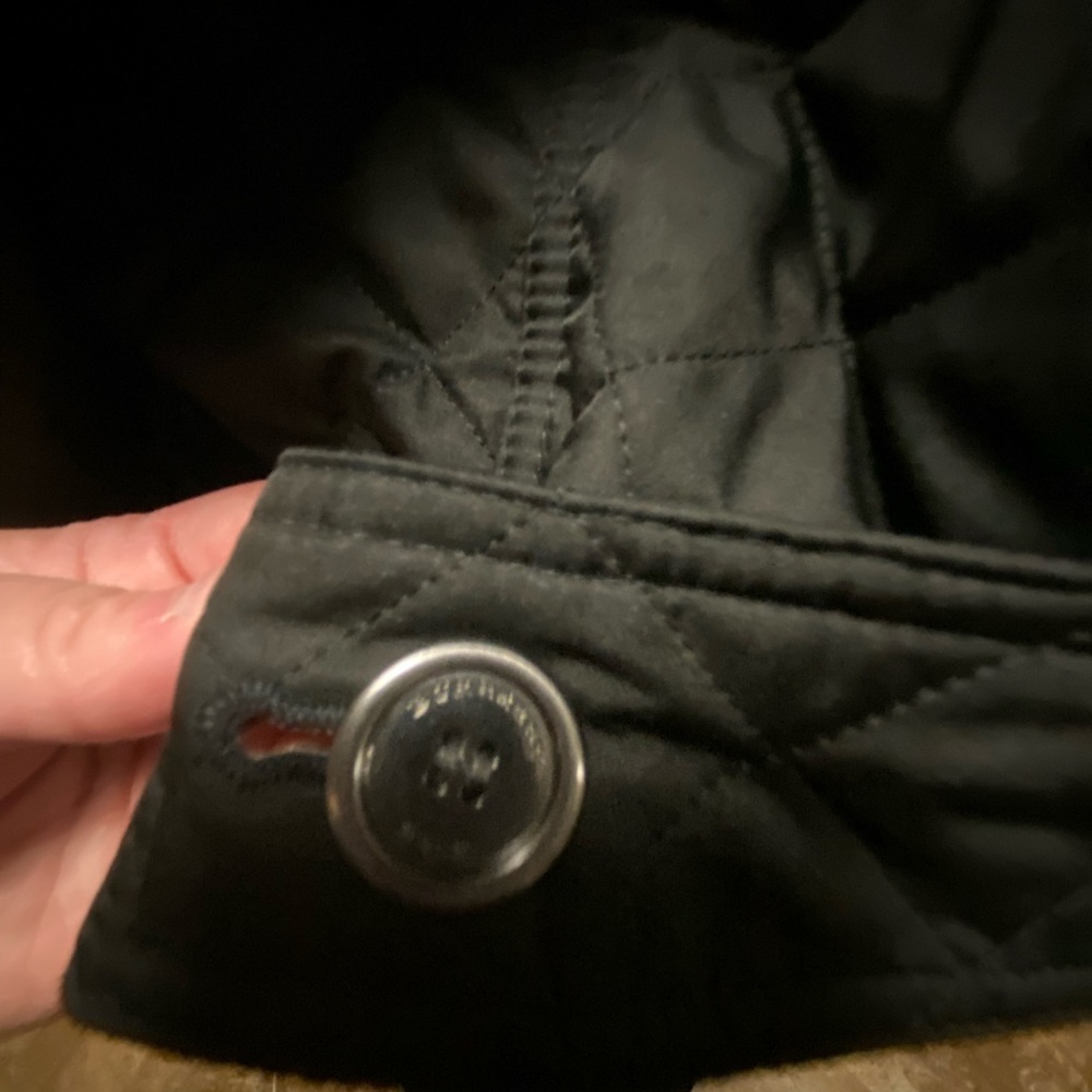 Burberry Quilted Jacket - Picture 5 of 6